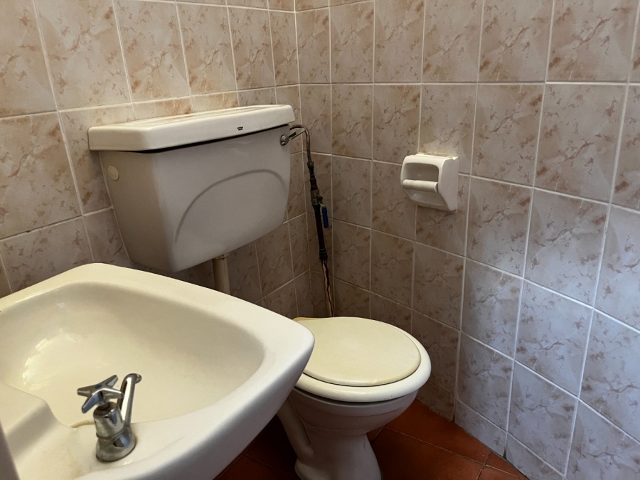 To Let 4 Bedroom Property for Rent in Schoemansville North West